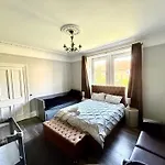 Immanuel House - Modern Luxury Victorian Home 1872 - Free Parking & Superfast Fibre Optic Wifi