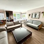 Immanuel House - Modern Luxury Victorian Home 1872 - Free Parking & Superfast Fibre Optic Wifi